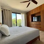 Caracol Garden In Forest Nook Apartment