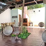 Caracol Garden Villa In Forest Nook