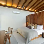 Casa Tropical 4br Pool And Enchanting Cenote Tulum