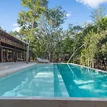 Casa Tropical 4br Pool And Enchanting Cenote Villa *