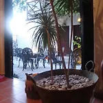 Hotel Lo Nuestro Petit