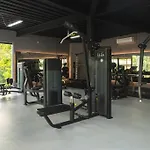 Stunning 2 Bd Mistiq Ph Rooftop Private Pool