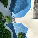 The Melina - Pool & Skyview Bar 5Min To Beach