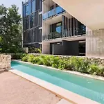 Beautiful Apartment Downtown
