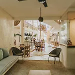 Koos Tulum Hotel
