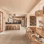 La Selva Jungle Getaway