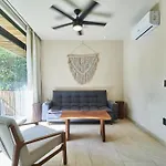 Peaceful Veleta Penthouse With Private Rooftop