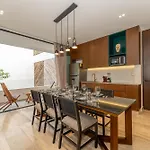 Lux 1br With Rooftop Pool, Spa, Gym, Kids Playroom *