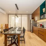 Lux 1br With Rooftop Pool, Spa, Gym, Kids Playroom