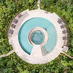 Cozy Studio In The Jungle, Balcony And Pool View