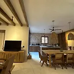 Woody, Boho Home 3Br, Gated Community, Rooftop