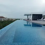 Apartamento de lujo con Alberca privada