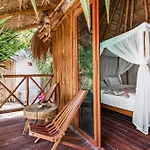 Xhule Hotel Tulum