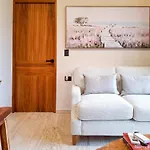 Pool & Rooftop In Tulum 2 Bedrooms Apartment