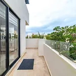 Lux 2 Bd Suite With Private Plunge Pool And Balcony