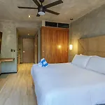 Impresionante Tuk 4* Tulum
