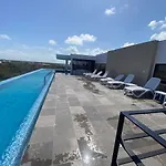 Apartamento Infinity Pool Rooftop Wifi *