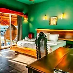 Cozy And Chic Tulum Escape Poolside Retreat King Bed