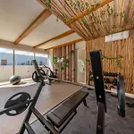 Jungle Chic King Studio With Pool