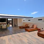 Luxury Rooftop Oasis, Heated Pools, Private Escape