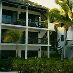 Mia Tulum Resort
