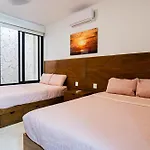 Two-Condos House In Great Location With Rooftop And Pool And Bbq