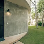 Luxury Jungle Villa-Pvt Pool -100Mbs- Concierge 8A