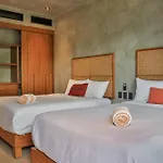 Impresionante Tuk Apartahotel