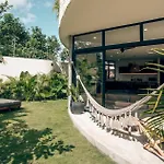 Boho Jungle - Pvt Pool -100mbs- Concierge 7a Villa *