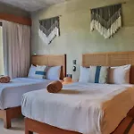 Impresionante Tuk Apartahotel