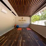 1 Bedroom With Park View In Condominium With Gym Sauna And Steam Room