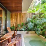 Romantic Garden Apt W Private Pool Spa Access