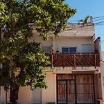 Monoespacio A 2 Cuadras De La Estacion De Autobuses Ado