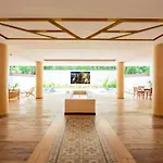 Stunning 2 Bedroom At With Infinity And Jacuzzi By Waves Management Tulum