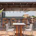 Biwa Tulum