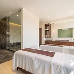 Lux 2br W Rooftop Pool And Private Balcony Сasa de vacaciones *
