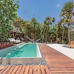 Anana Casa Cantarena Beachfront Meals Included