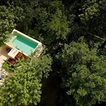 Casa Hibiscus Sky-high Pool With Birds Above The Jungle *
