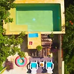Casa Hibiscus Sky-high Pool With Birds Above The Jungle * Tulum