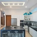 Aesthetic Luxury In Prestige Zone Aldea Zama Villa *