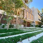 A Beautiful Family Apartment With A Private Pool A7