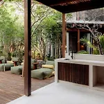 Private Jungle - Pool & Concierge For 21 Сasa de vacaciones *