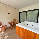 Apartamento Incredible With Jacuzzi Naia C19