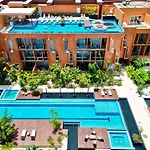 3Br En Aldea Zama-Roof Top-2 Pool-Fast Wifi-Gym