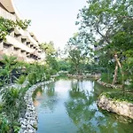 Modern Design Sunny Vibes In Prime Amira District