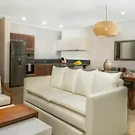Relaxing 2Br Condo Omara With Direct Pool Access