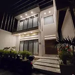 Villa Tulipan Modern 4 Bedroom 4 Bathroom And Private Pool