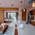 Villa Modern 3br With 2 Pools & Rooftop Lounge *