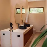Stunning 4br Tropical Chic With Private Pool Garden & Modern Comforts