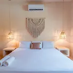 Holistika 9br Jungle Estate With Private Rooftop & Plunge Pools